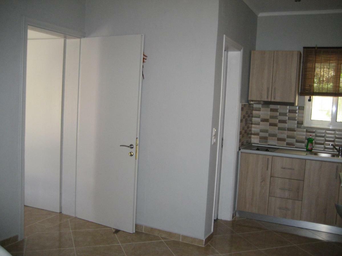 Maria Corfu Apartments Mesongi Bagian luar foto